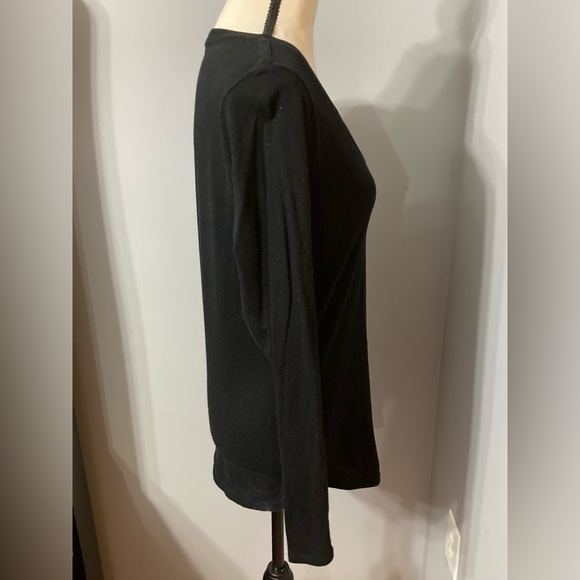 Old Navy EveryWear Black Long-Sleeve Shirt - Picture 3 of 5